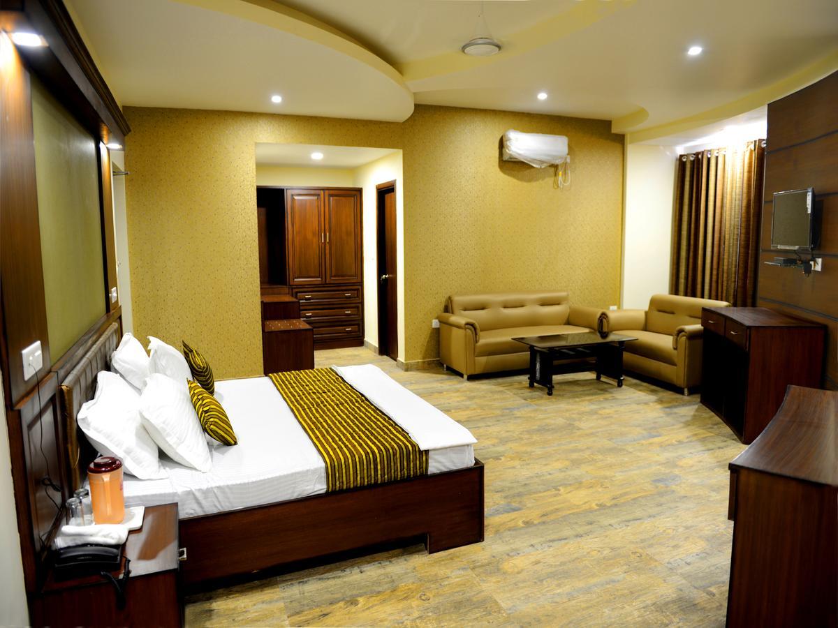 Anurag Hotel Katra  Dış mekan fotoğraf